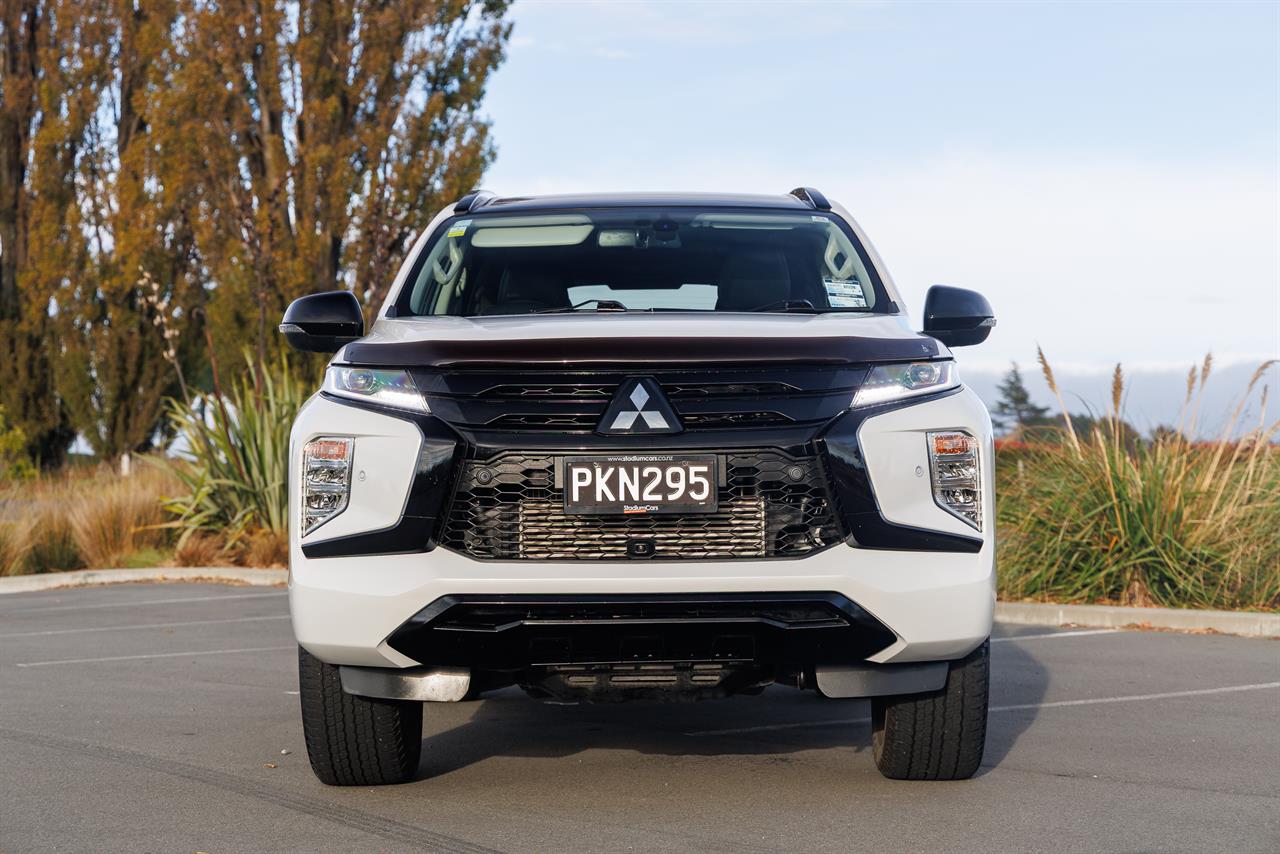 2022 Mitsubishi Pajero Sport