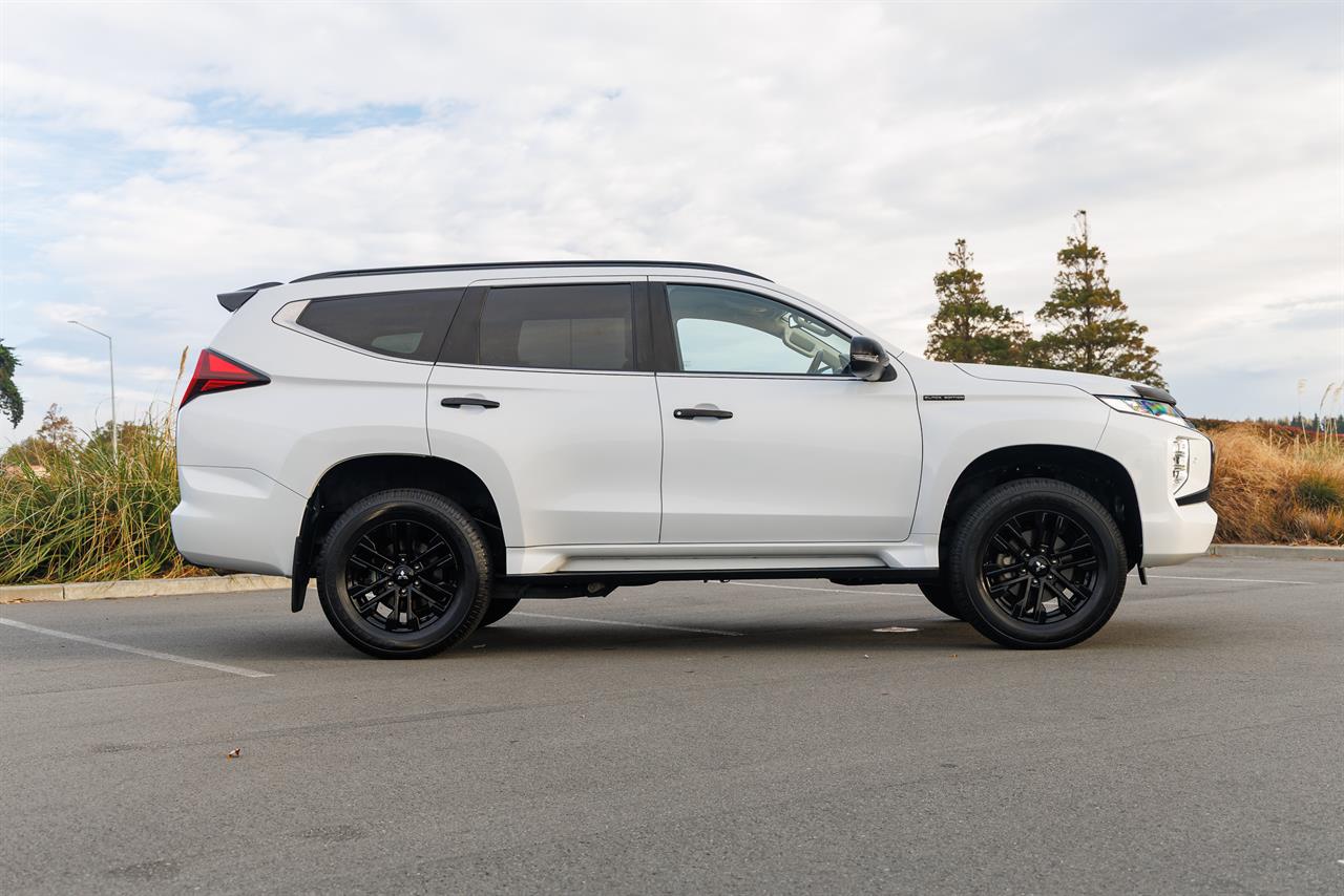 2022 Mitsubishi Pajero Sport