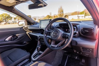 2020 Toyota Yaris - Thumbnail