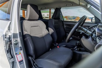 2018 Suzuki Swift - Thumbnail