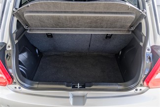 2018 Suzuki Swift - Thumbnail