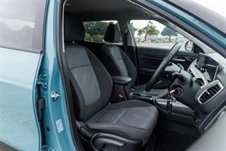 2025 Kia Seltos - Thumbnail