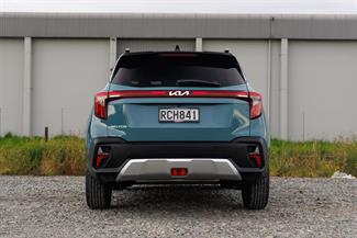 2025 Kia Seltos - Thumbnail