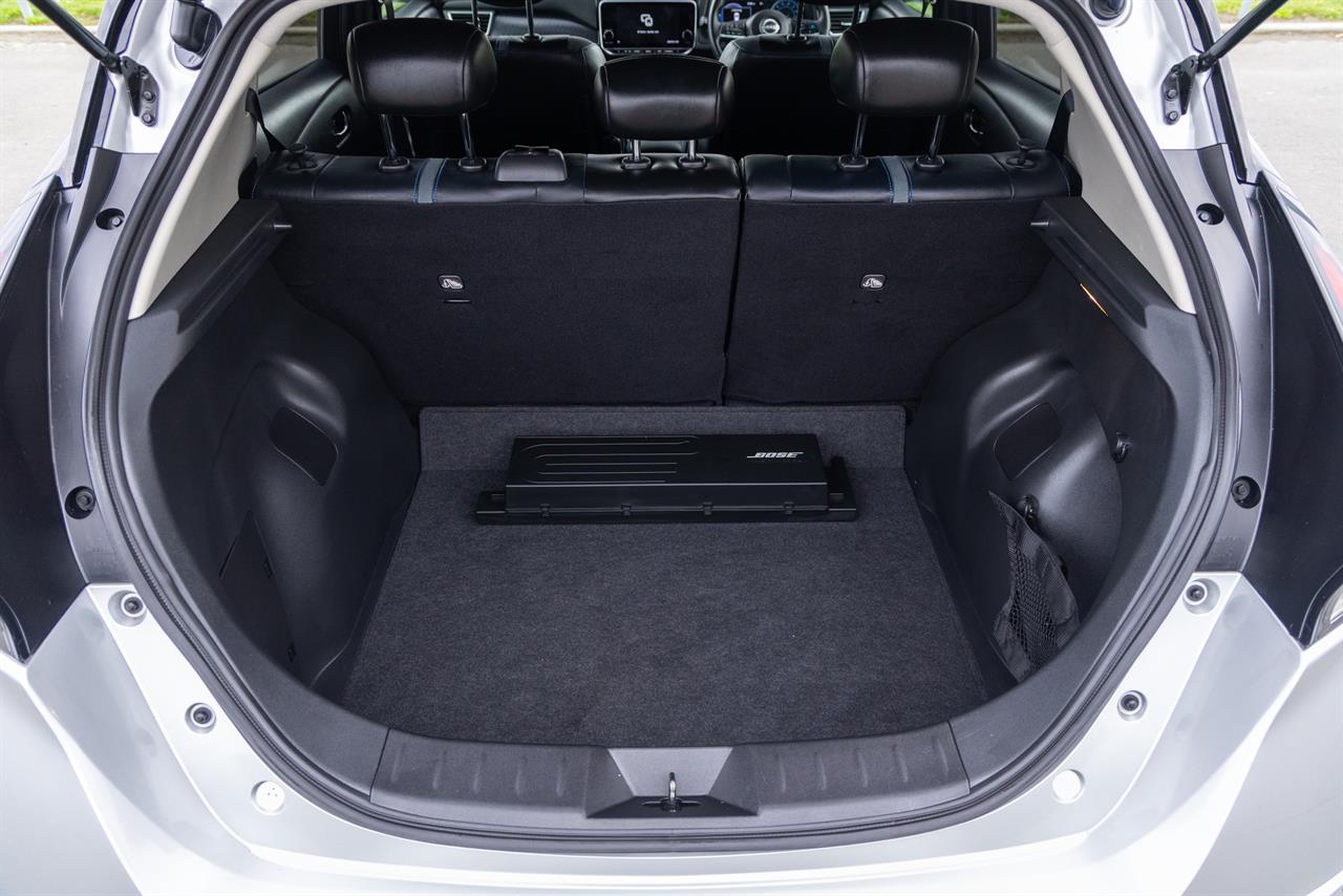 2022 Nissan LEAF