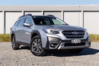 2023 Subaru Outback - Thumbnail