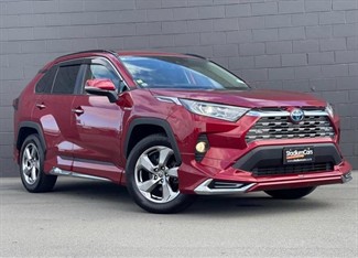 2020 Toyota RAV4 - Thumbnail