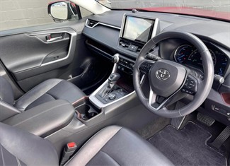 2020 Toyota RAV4 - Thumbnail