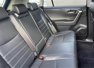 2020 Toyota RAV4 - Thumbnail