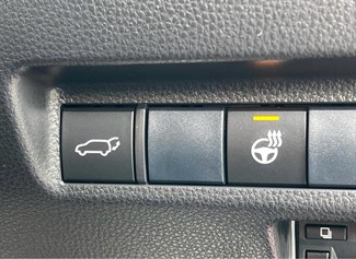 2020 Toyota RAV4 - Thumbnail