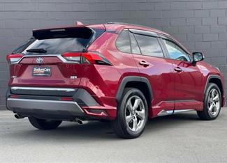 2020 Toyota RAV4 - Thumbnail
