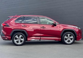 2020 Toyota RAV4 - Thumbnail
