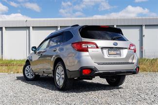 2015 Subaru Outback - Thumbnail