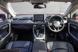 2020 Toyota RAV4 - Thumbnail
