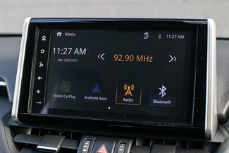 2020 Toyota RAV4 - Thumbnail