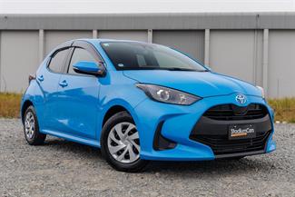 2020 Toyota Yaris - Thumbnail