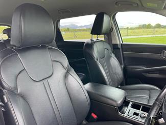 2020 Kia Sorento - Thumbnail