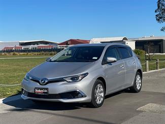 2015 Toyota Auris - Thumbnail