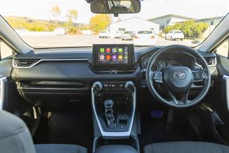2019 Toyota RAV4 - Thumbnail