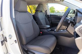 2019 Toyota RAV4 - Thumbnail