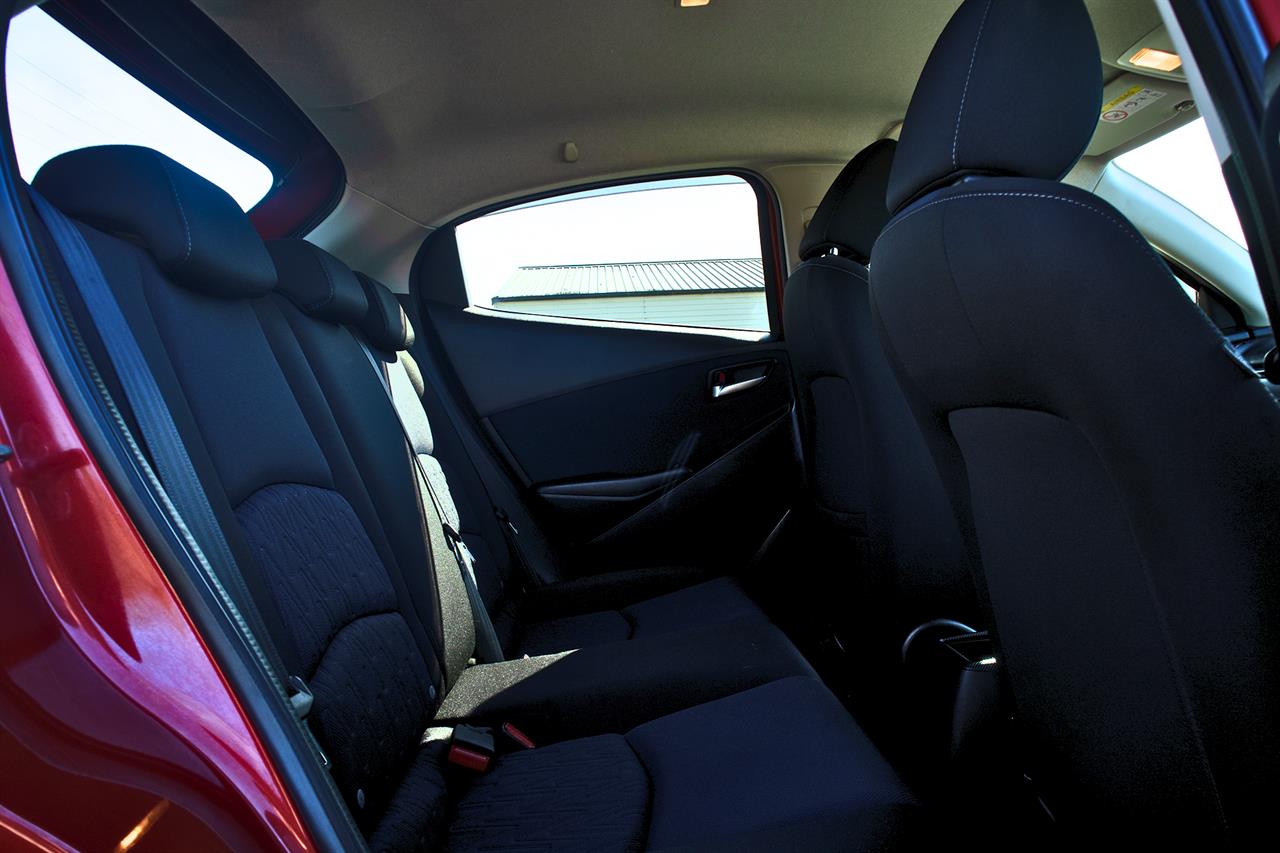2016 Mazda Demio