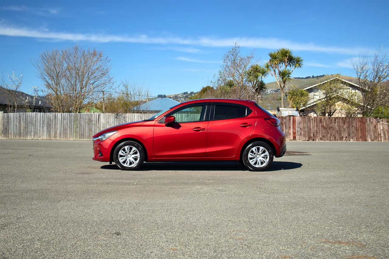 2016 Mazda Demio