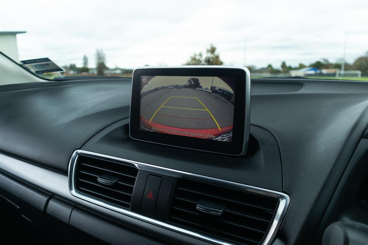 2014 Mazda Axela