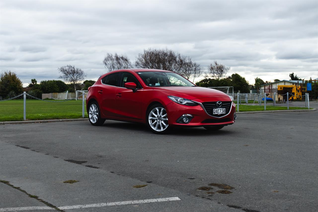 2014 Mazda Axela