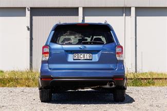 2015 Subaru Forester - Thumbnail