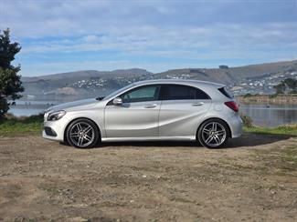 2018 Mercedes-Benz A180 - Thumbnail