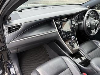 2014 Toyota Harrier - Thumbnail