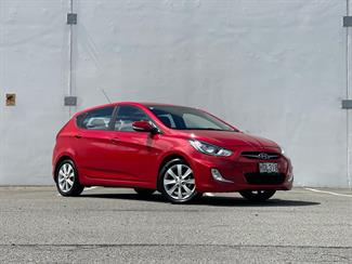 2013 Hyundai Accent - Thumbnail