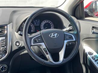 2013 Hyundai Accent - Thumbnail