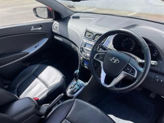 2013 Hyundai Accent - Thumbnail