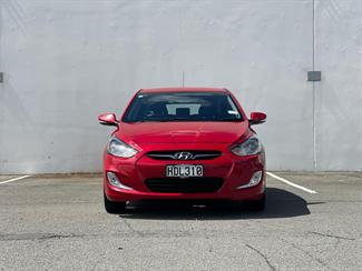 2013 Hyundai Accent - Thumbnail