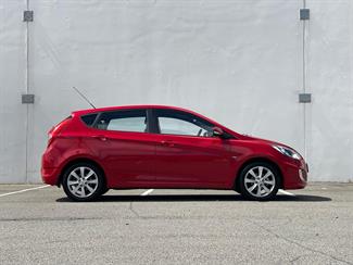 2013 Hyundai Accent - Thumbnail