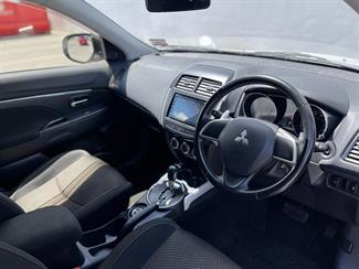 2014 Mitsubishi RVR - Thumbnail