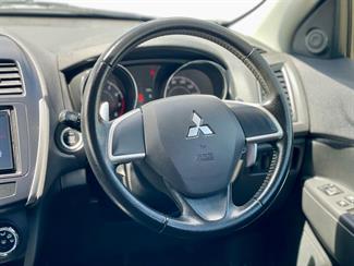 2014 Mitsubishi RVR - Thumbnail