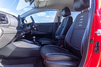 2024 Kia Stonic - Thumbnail