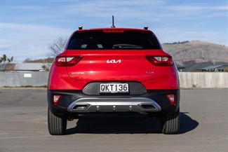 2024 Kia Stonic - Thumbnail