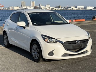 2015 Mazda Demio - Thumbnail