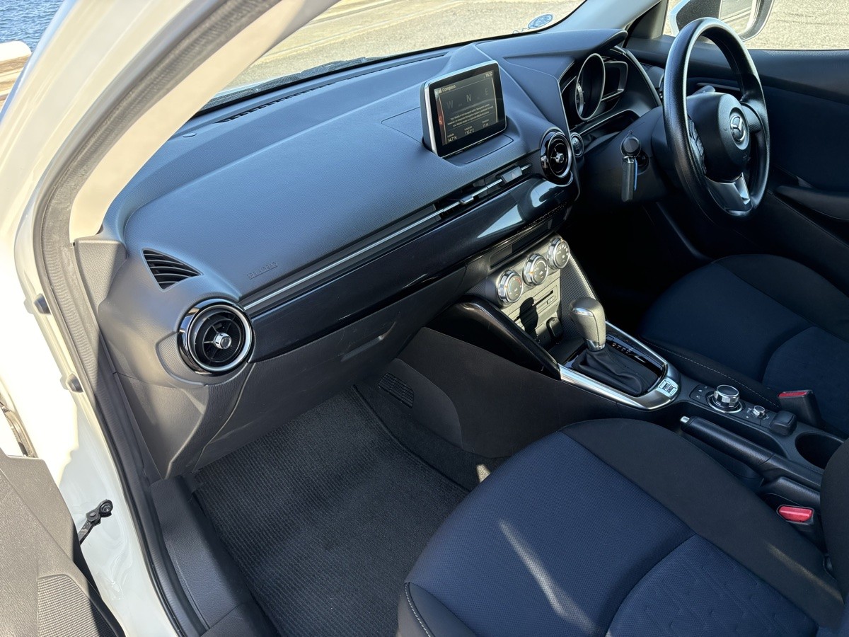 2015 Mazda Demio