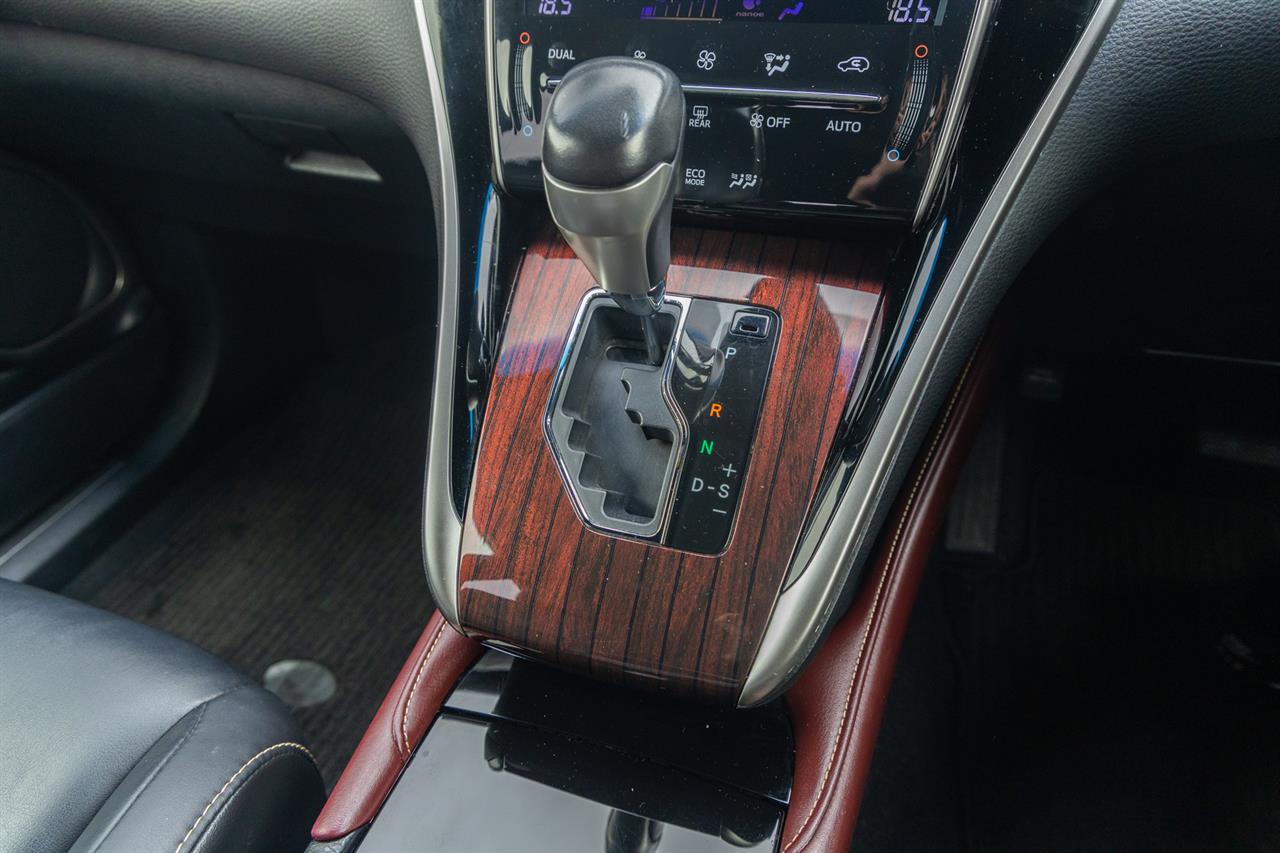 2015 Toyota Harrier