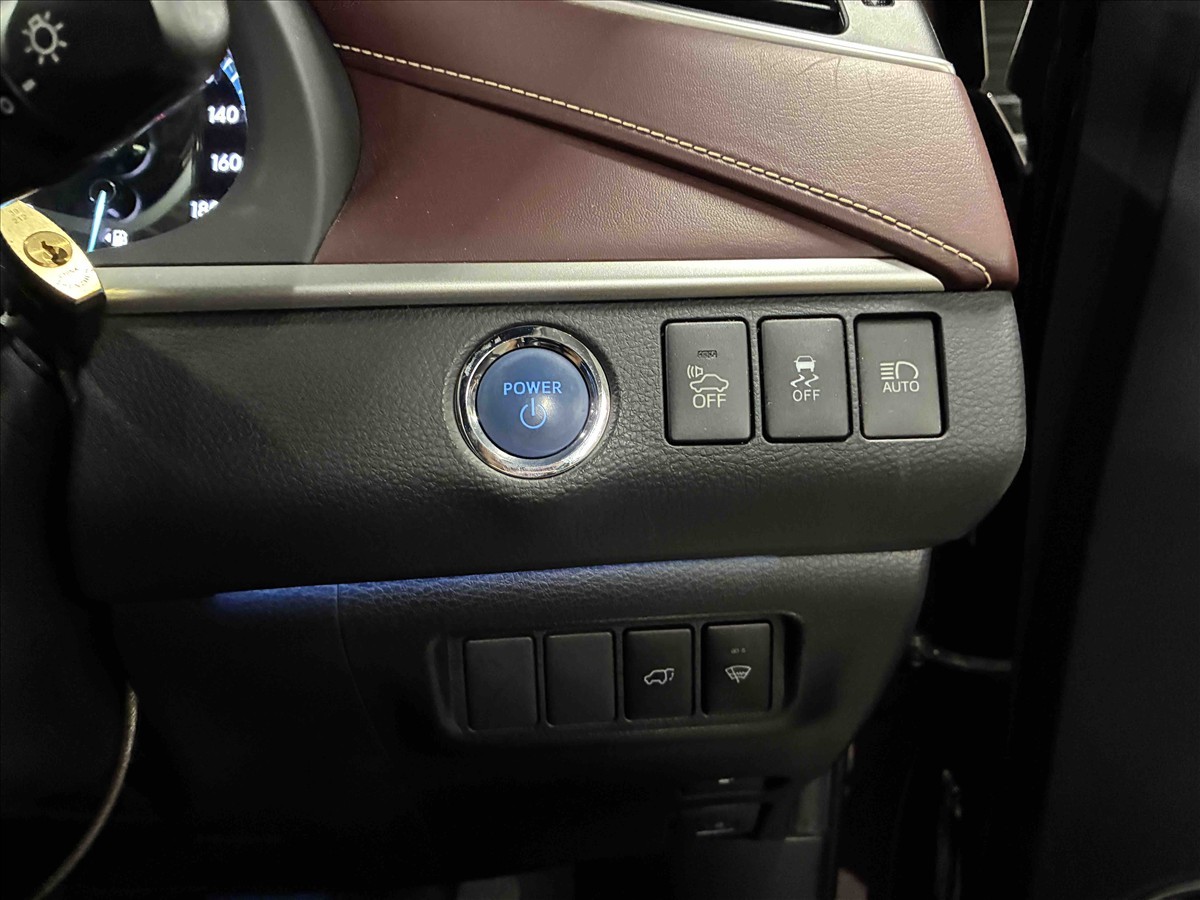 2015 Toyota Harrier