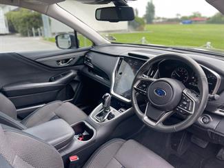 2022 Subaru Outback - Thumbnail