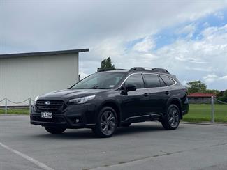 2022 Subaru Outback - Thumbnail