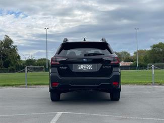 2022 Subaru Outback - Thumbnail