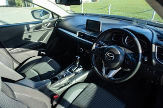 2015 Mazda Axela - Thumbnail