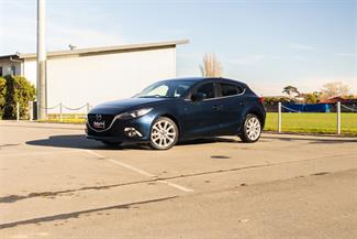 2015 Mazda Axela - Thumbnail