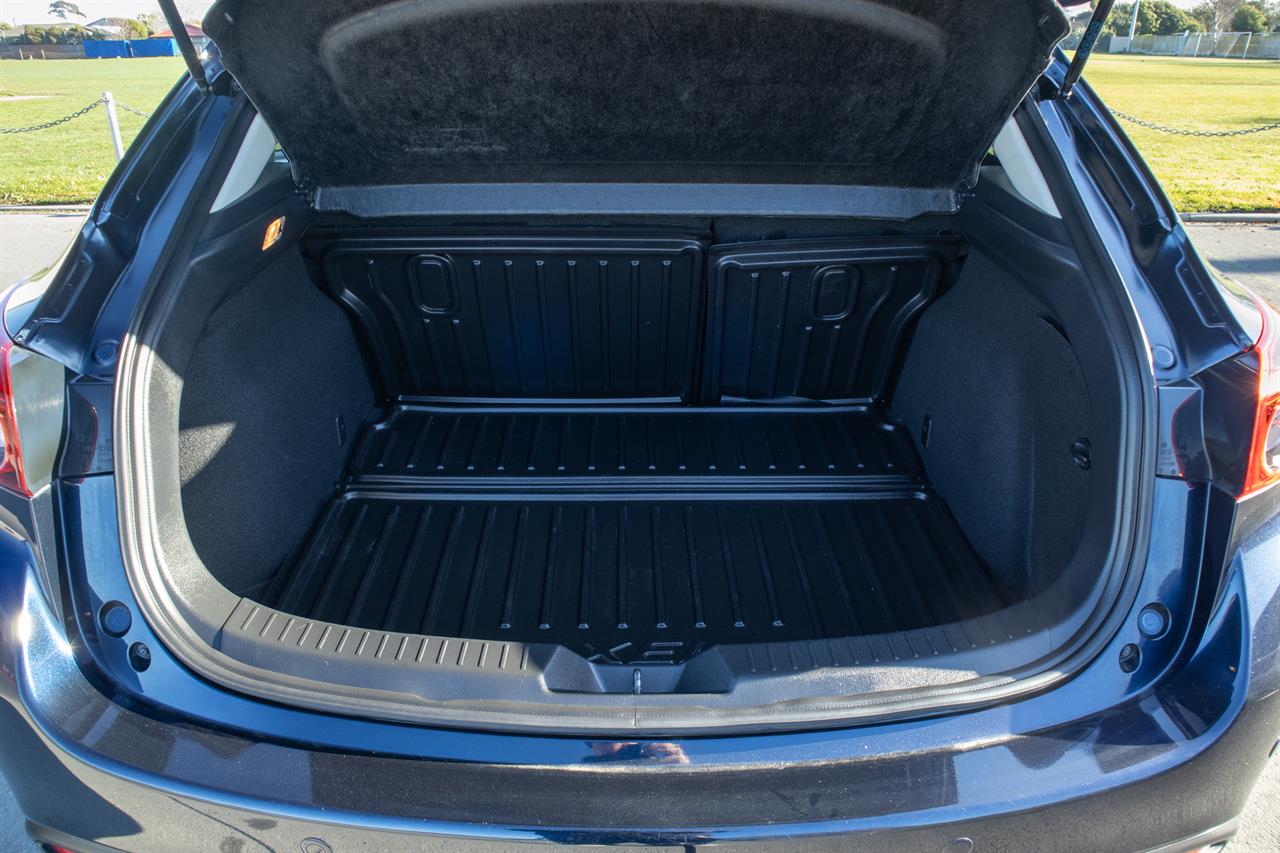 2015 Mazda Axela
