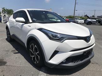 2017 Toyota C-HR - Thumbnail